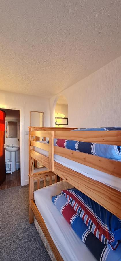 Ocean Bay Hotel Блекпул Екстериор снимка