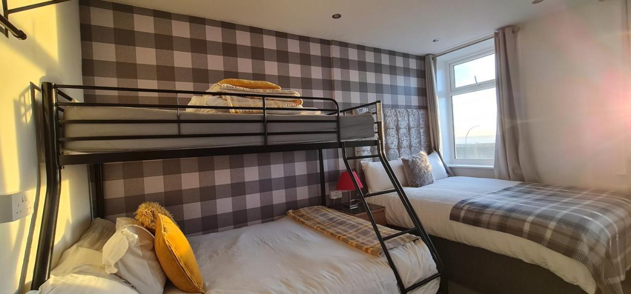 Ocean Bay Hotel Блекпул Екстериор снимка