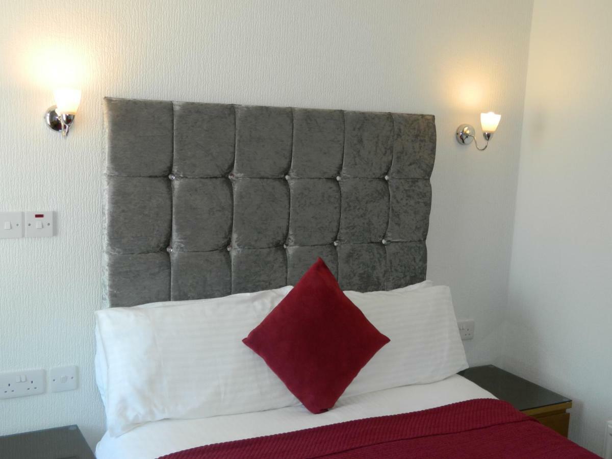 Ocean Bay Hotel Блекпул Екстериор снимка